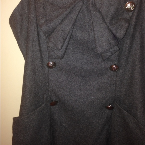 Unique dress from Italy - Picture 2 of 2